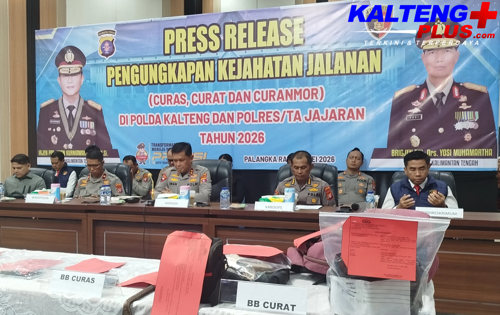 Kapolda Kalteng Irjen Pol Iwan Kurniawan saat memimpin konferensi pers kasus 3C di Gedung Kerucut